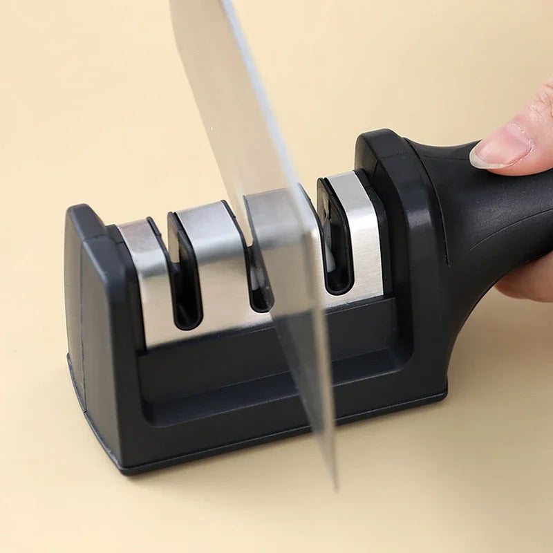 Quick Knife Sharpener with Anti-Slip Base – Kitchen Essential - Knivve